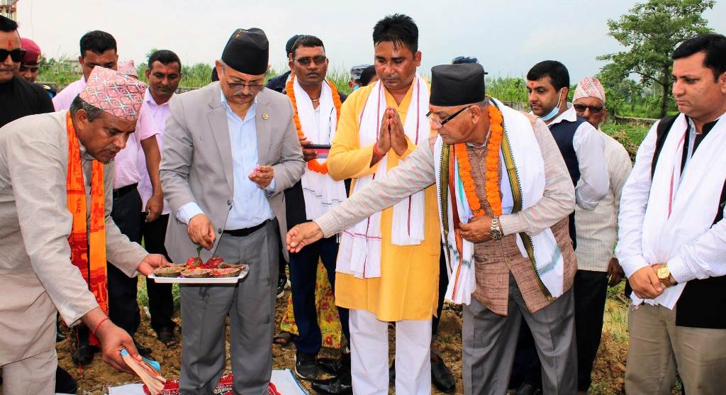 छपियामा १५ शय्याको अस्पताल निर्माण सुरु, गृहमन्त्री खाँणले गरे शिलान्यास